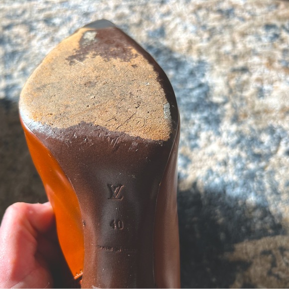 Louis Vuitton leather pumps size 40 - Picture 2 of 5